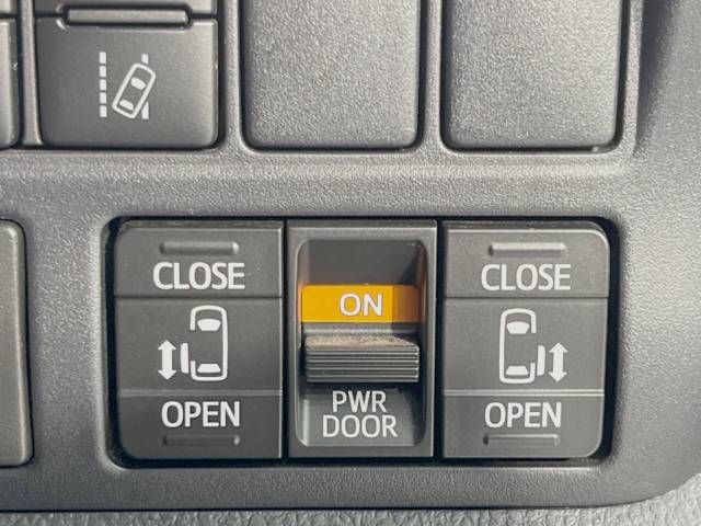 Toyota VOXY 2018-09 7630-4