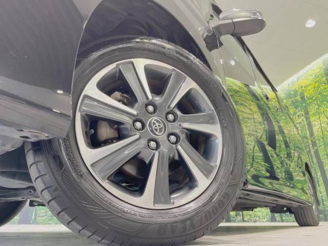 Toyota VOXY 2018-09 7630-13