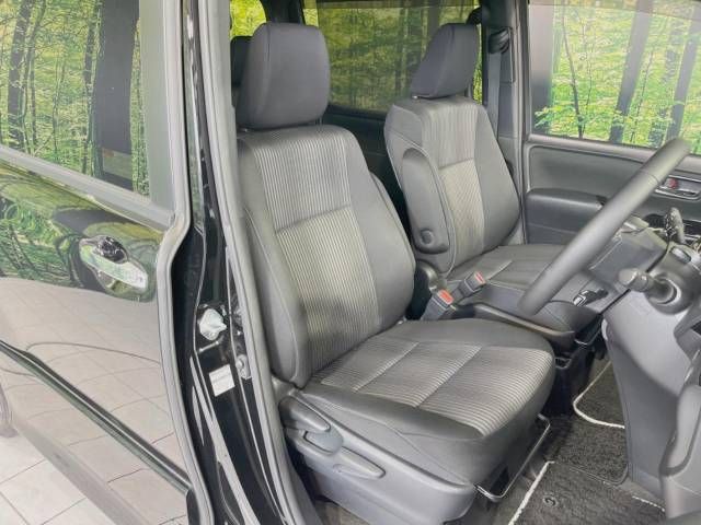 Toyota VOXY 2018-09 7630-9