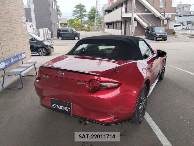Mazda ROADSTER 2015-09 283437-1
