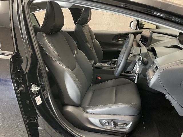 Toyota PRIUS PHV 2023-06 185483-3