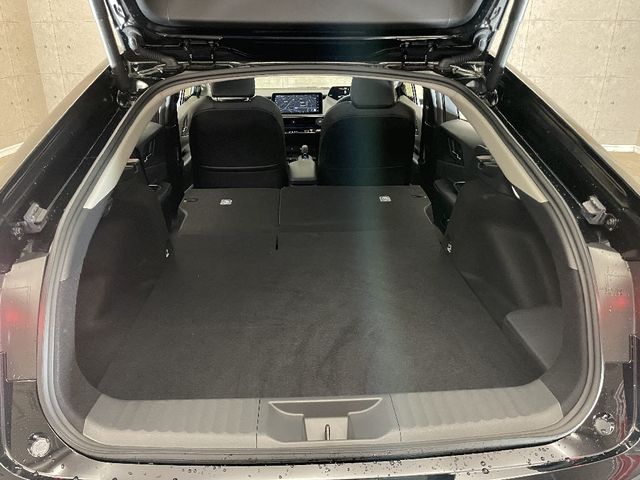 Toyota PRIUS PHV 2023-06 185483-8