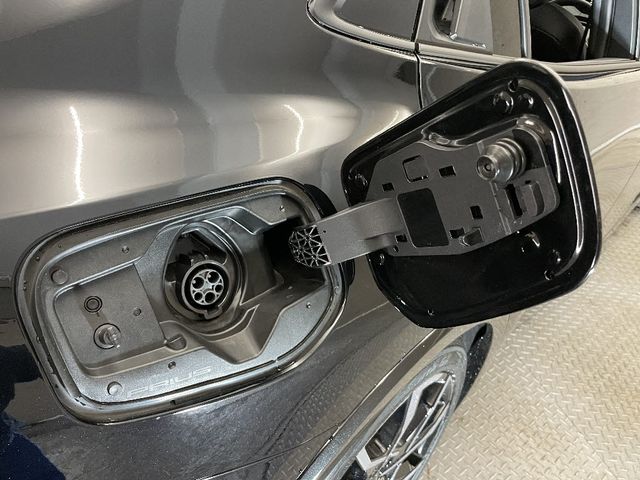 Toyota PRIUS PHV 2023-06 185483-25