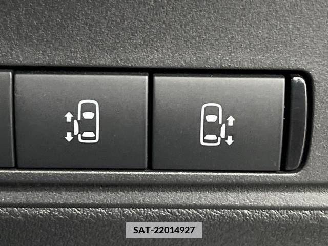 Nissan SERENA 2023-06 367690-5