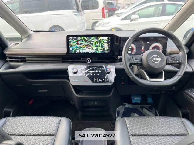 Nissan SERENA 2023-06 367690-1