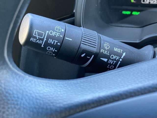Honda FIT HYBRID 2017-11 181407-7