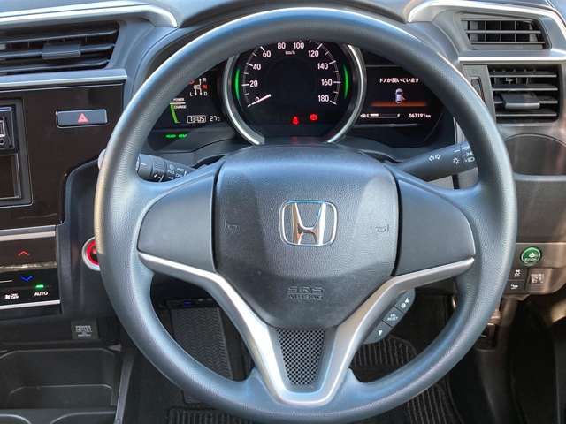 Honda FIT HYBRID 2017-11 181407-6