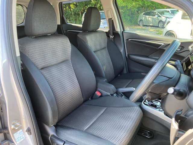 Honda FIT HYBRID 2017-11 181407-13