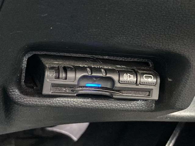 Honda FIT HYBRID 2017-11 181407-12