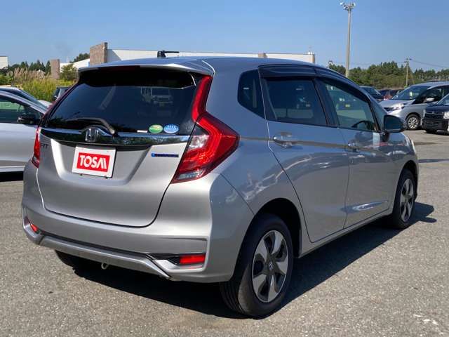 Honda FIT HYBRID 2017-11 181407-1