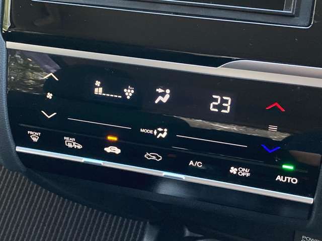 Honda FIT HYBRID 2017-11 181407-4