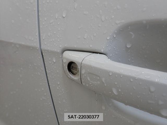 Audi Q2 2018-06 318030-9