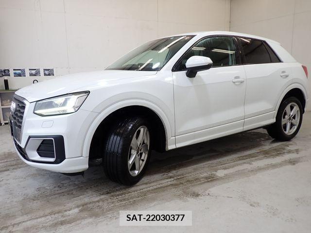 Audi Q2 2018-06 318030-6