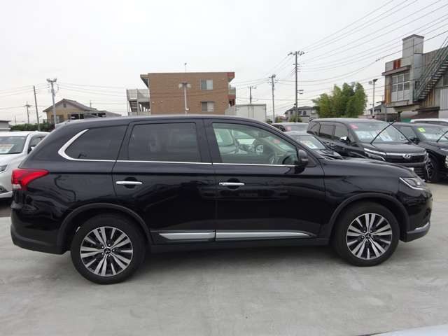Mitsubishi OUTLANDER 2019-07 192209-16