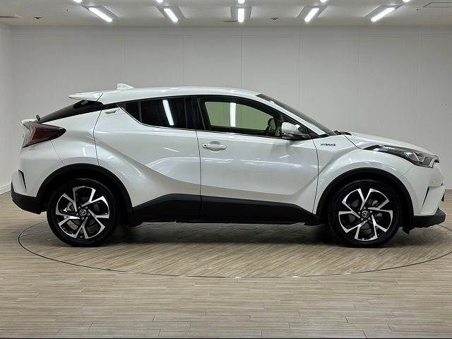 Toyota C-HR 2017-02 20195-16