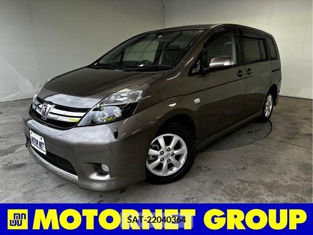 Toyota ISIS 2012-12 321093-0