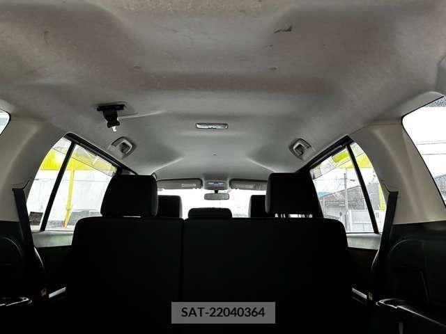 Toyota ISIS 2012-12 321093-13