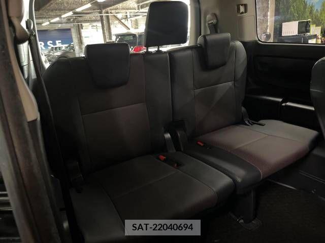 Toyota ESQUIRE 2015-04 210231-8