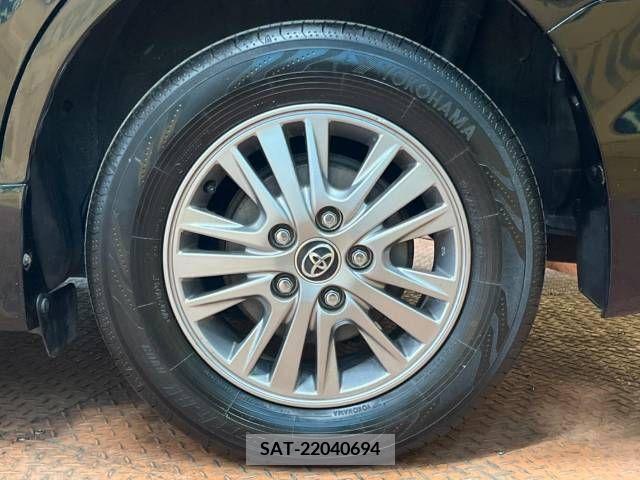 Toyota ESQUIRE 2015-04 210231-12