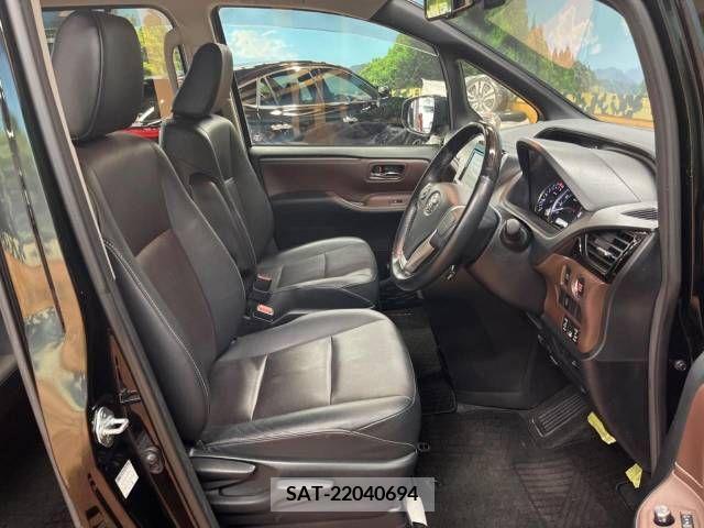 Toyota ESQUIRE 2015-04 210231-6