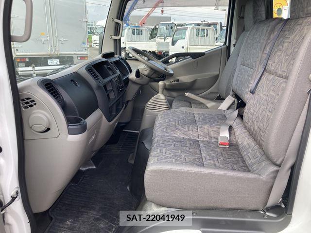 Nissan ATLAS 2019-05 356415-9
