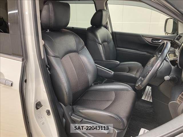 Nissan ELGRAND 2015-06 205653-10