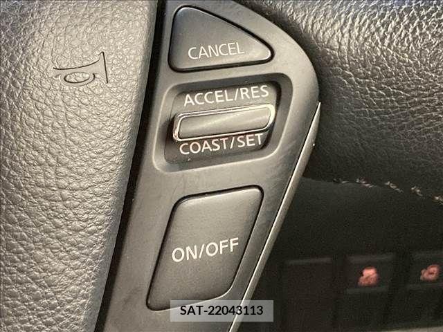 Nissan ELGRAND 2015-06 205653-7
