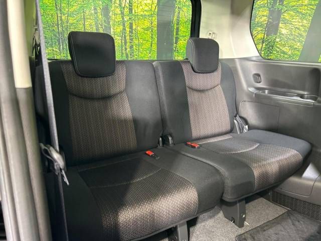 Nissan SERENA 2014-12 27137-10