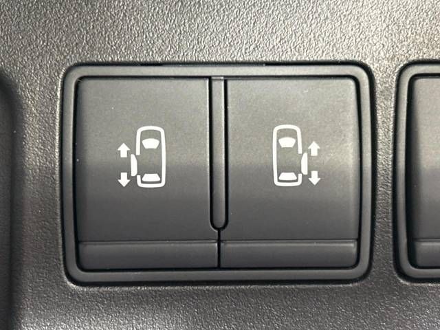 Nissan SERENA 2014-12 27137-2