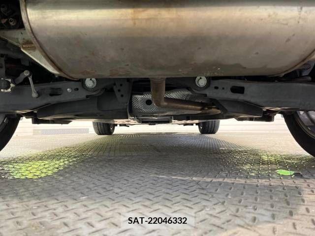 Toyota C-HR 2017-02 264076-19