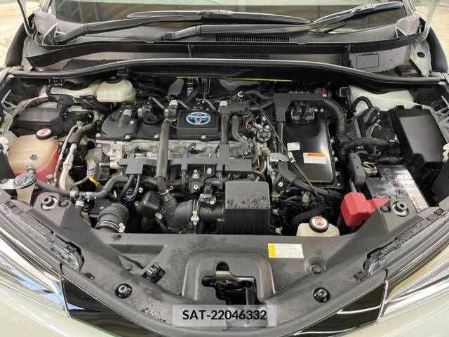 Toyota C-HR 2017-02 264076-18