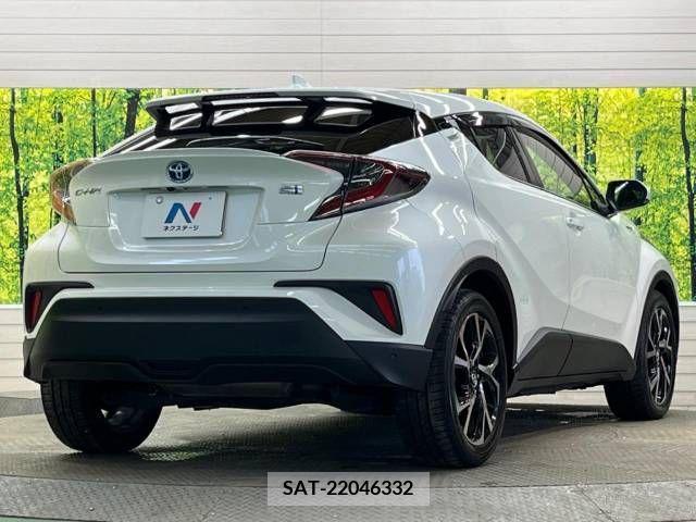 Toyota C-HR 2017-02 264076-17