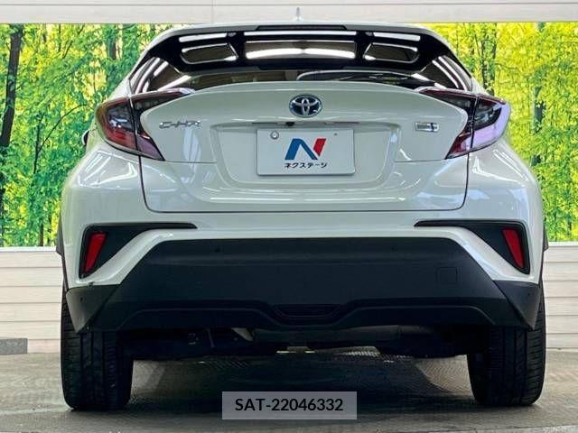 Toyota C-HR 2017-02 264076-15