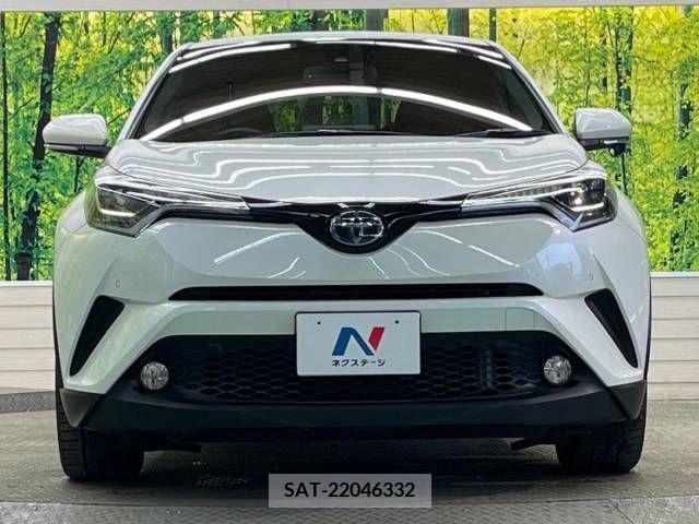 Toyota C-HR 2017-02 264076-14