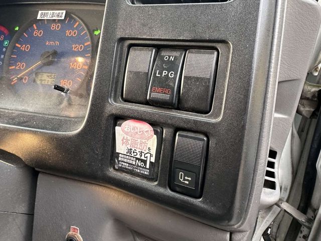 Mazda TITAN 2008-02 180742-14