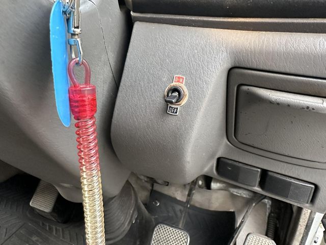 Mazda TITAN 2008-02 180742-17