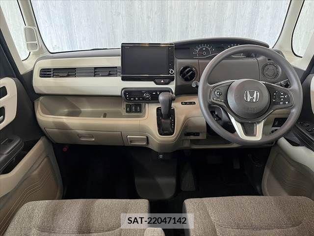 Honda N BOX 2018-02 279442-1