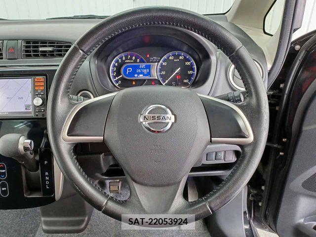 Nissan DAYZ 2015-07 266590-13