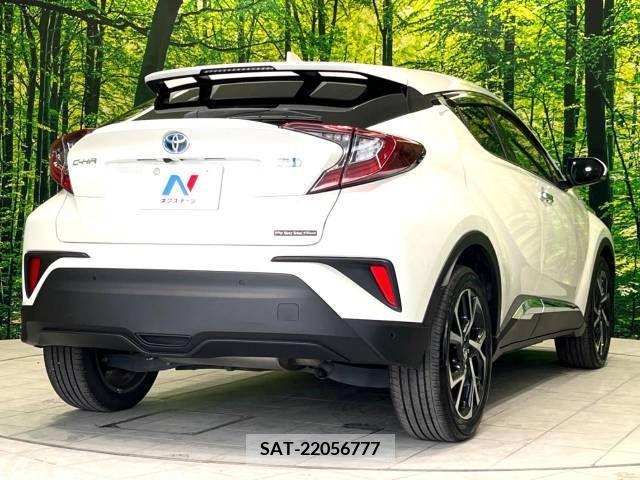 Toyota C-HR 2018-07 264070-17