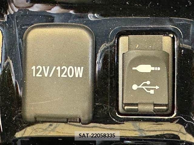 Toyota PRIUS PHV 2017-03 282509-6