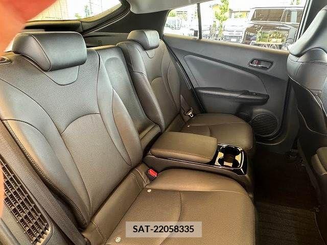 Toyota PRIUS PHV 2017-03 282509-2