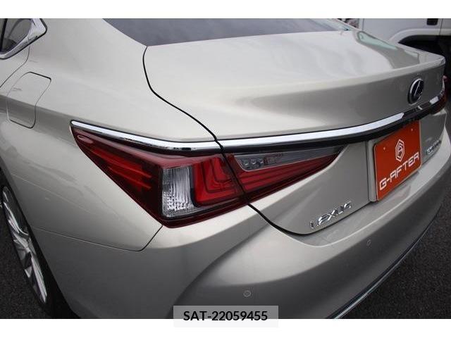 Lexus ES 2019-03 275246-9