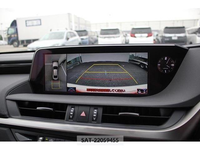 Lexus ES 2019-03 275246-2
