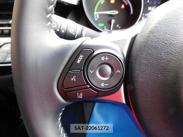 Toyota C-HR 2020-04 212407-23