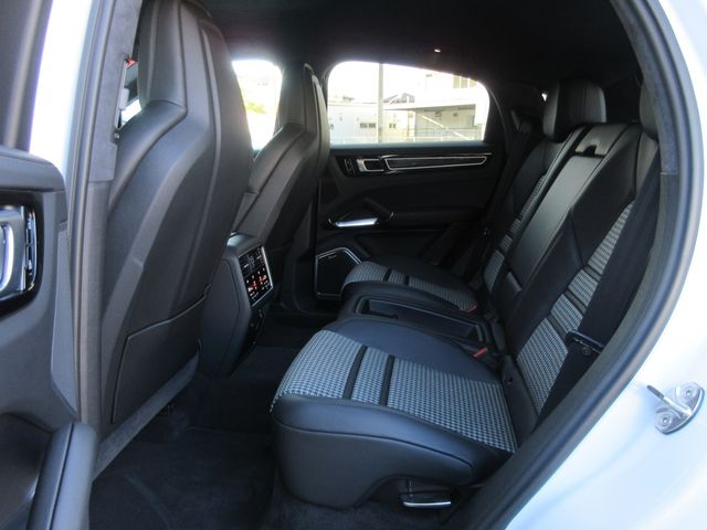 Porsche CAYENNE 2020-12 14982-15