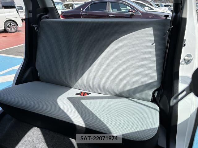 Suzuki ALTO 2016-03 233701-18