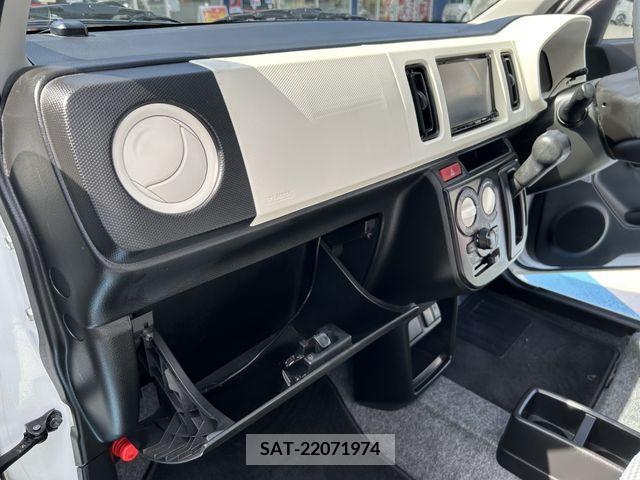 Suzuki ALTO 2016-03 233701-17