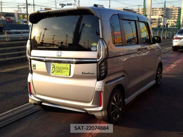 Honda N BOX CUSTOM 2017-10 251773-1