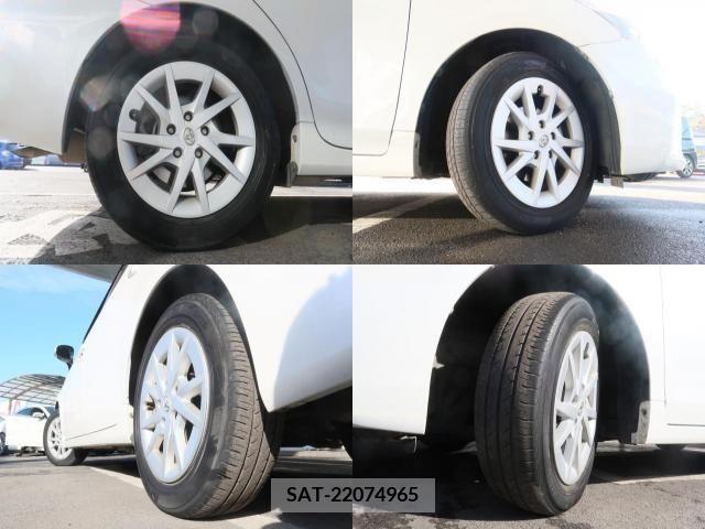 Toyota PRIUS ALPHA 2014-03 209549-4