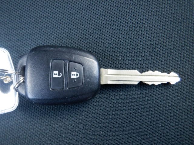 Toyota AQUA 2016-09 9434-18